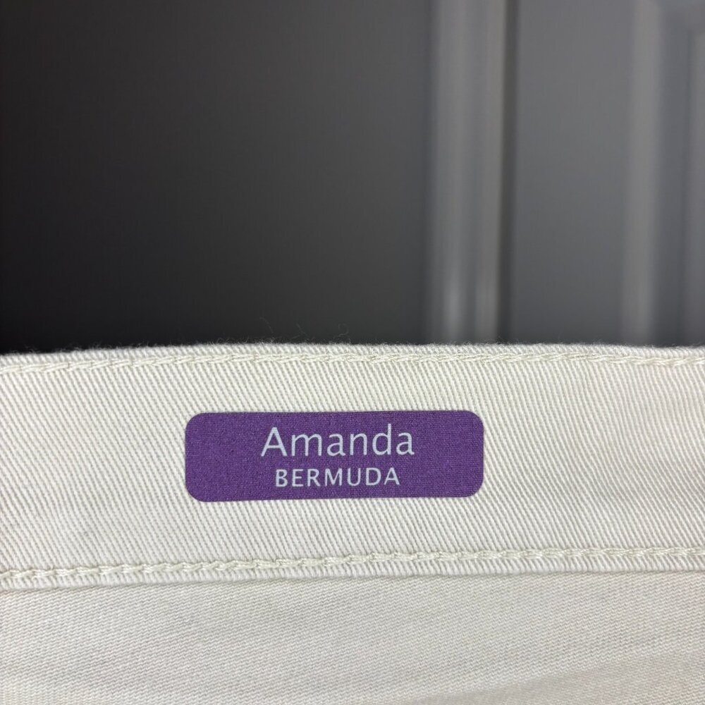GLORIA VANDERBILT NEW Amanda Bermuda Short Womens 20W Cream Classic Fit Mid Rise - Picture 10 of 11